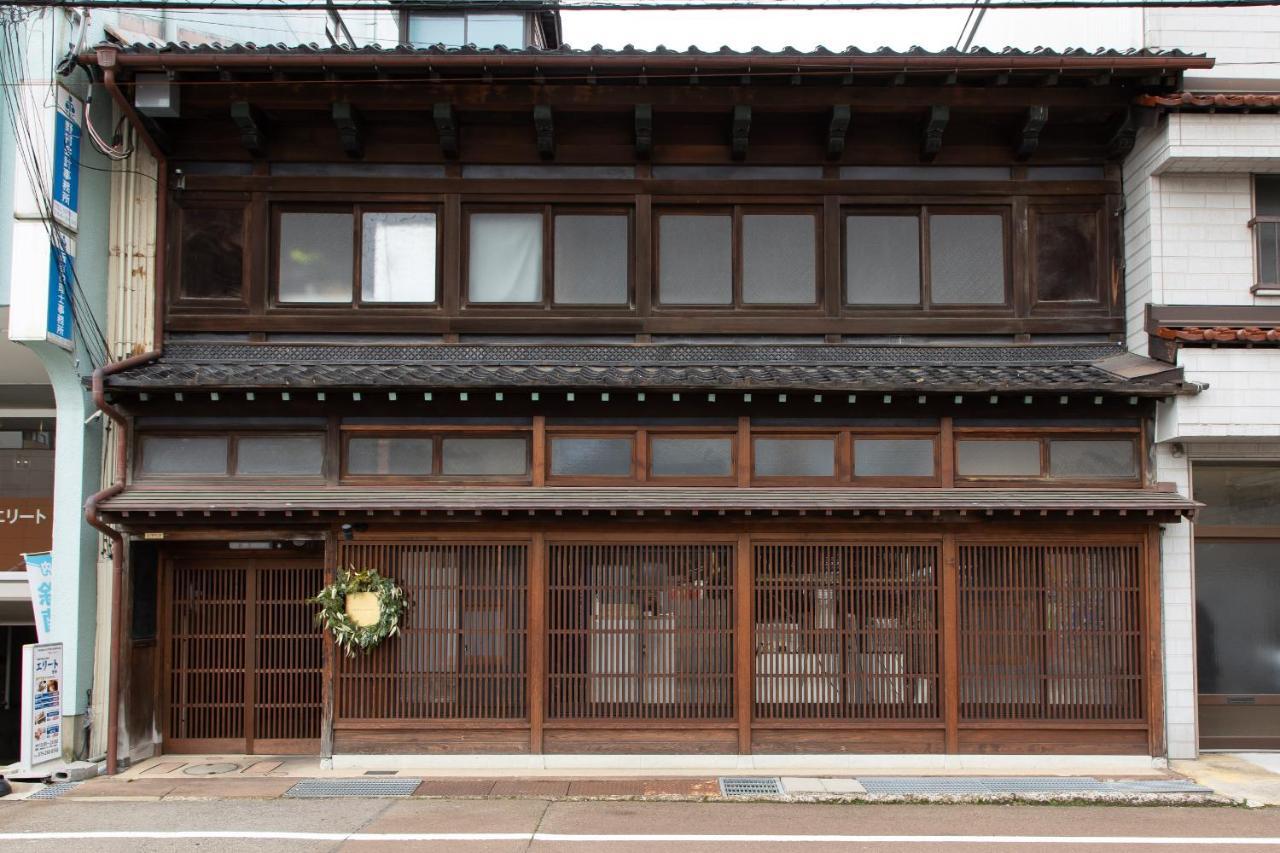 Kanazawa Seiren Le Lotus Bleu ภายนอก รูปภาพ